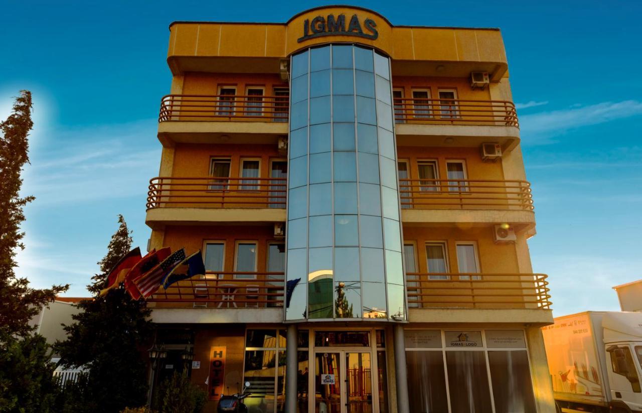 Boutique Hotel Igmas, Prishtina Pristina Buitenkant foto