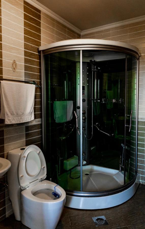Boutique Hotel Igmas, Prishtina Pristina Buitenkant foto